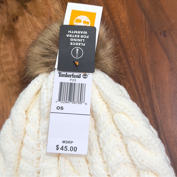 NWT Timberland Heavy Cable Knit PomPom Beanie with Fleece Lining in Ivory - Picture 3 of 6